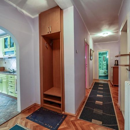 Apartamento Lux Apartman Cvetkovic Kraljevo Exterior foto